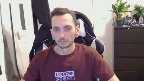 Snapshot of georgek0011 chatting on November 28, 2025, 7:27 pm georgek0011 online show from November 28, 2025, 7:27 pm