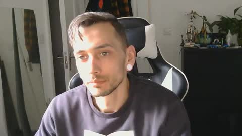 georgek0011 online show from February 9, 2026, 10:41 am