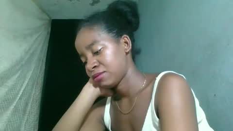 Snapshot of georgette981 chatting on February 18, 2026, 5:53 pm georgette981 online show from February 18, 2026, 5:53 pm