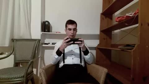 Snapshot of georgeyuno chatting on December 21, 2024, 11:24 pm George Yuno online show from December 21, 2024, 11:24 pm