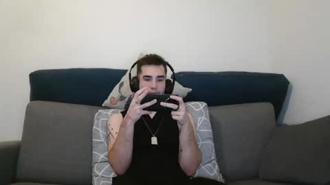 Snapshot of georgeyuno chatting on January 12, 2025, 8:03 pm George Yuno online show from January 12, 2025, 8:03 pm