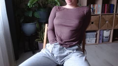 Melissa online show from February 12, 2026, 12:44 pm