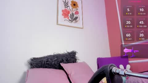 Snapshot of georgina_astor chatting on June 25, 2026, 4:23 am georgina_astor online show from June 25, 2026, 4:23 am