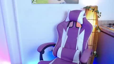 georgina_lulu online show from February 20, 2025, 7:52 pm