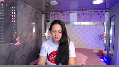 Georgina online show from April 21, 2026, 1:42 am