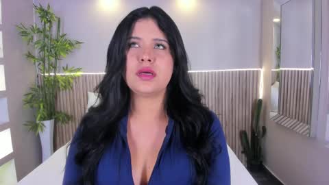 Snapshot of georginareyes chatting on April 23, 2026, 10:45 pm GeorginaReyes online show from April 23, 2026, 10:45 pm
