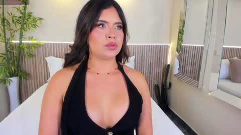 Snapshot of georginareyes chatting on May 27, 2026, 10:40 pm GeorginaReyes online show from May 27, 2026, 10:40 pm