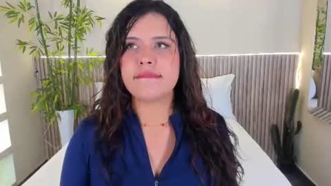 GeorginaReyes  online show from June 10, 2026, 10:41 pm