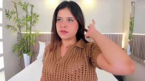 GeorginaReyes  online show from June 25, 2026, 11:53 pm