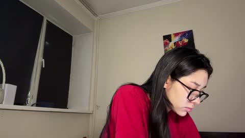 Snapshot of georginegingerich chatting on July 28, 2026, 11:17 am Mari online show from July 28, 2026, 11:17 am