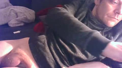 German33FFM1 online show from December 31, 2024, 1:47 am