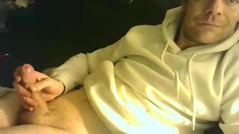 German33FFM1 online show from November 17, 2025, 5:35 am