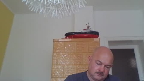 Snapshot of gernelecker chatting on May 31, 2026, 9:27 am gernelecker online show from May 31, 2026, 9:27 am