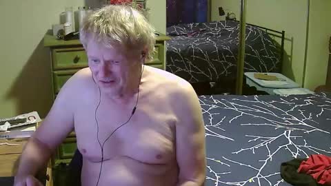 Snapshot of gethyn chatting on February 22, 2025, 10:07 am Gethyn online show from February 22, 2025, 10:07 am