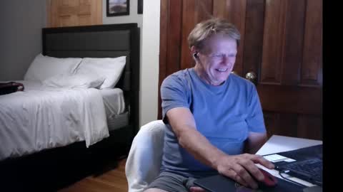 Snapshot of gethyn chatting on November 5, 2025, 2:22 am Gethyn online show from November 5, 2025, 2:22 am