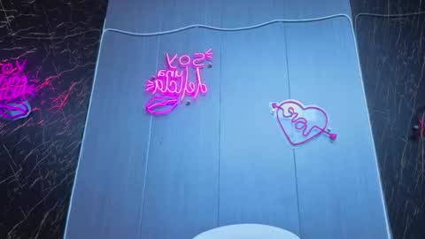 Snapshot of gewn2004 chatting on December 18, 2025, 10:43 am gewn2004 online show from December 18, 2025, 10:43 am