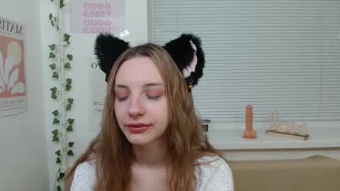 Snapshot of gf_yup chatting on January 16, 2025, 1:47 pm Alexa online show from January 16, 2025, 1:47 pm