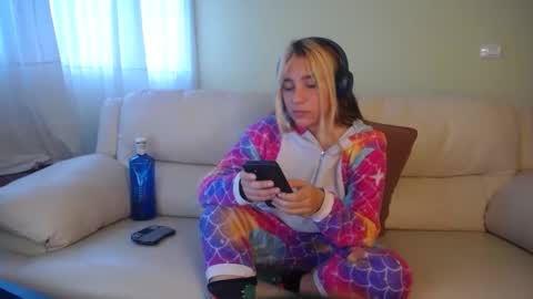 ggemas online show from December 22, 2024, 3:22 pm