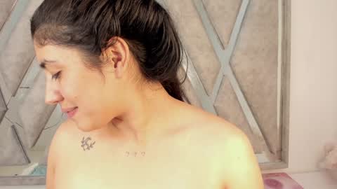 Snapshot of ghanimastrom chatting on January 19, 2025, 11:01 am Danna Astrom online show from January 19, 2025, 11:01 am