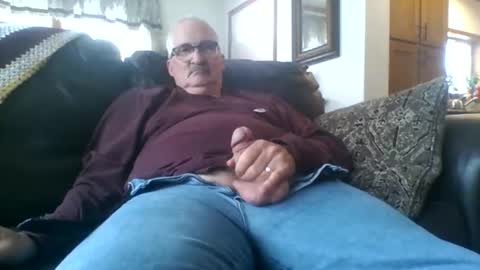 ghost2534 online show from April 13, 2026, 3:17 pm