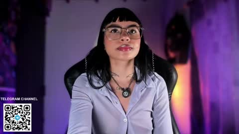 Snapshot of ghostlydolll chatting on May 20, 2026, 10:27 pm Sara online show from May 20, 2026, 10:27 pm