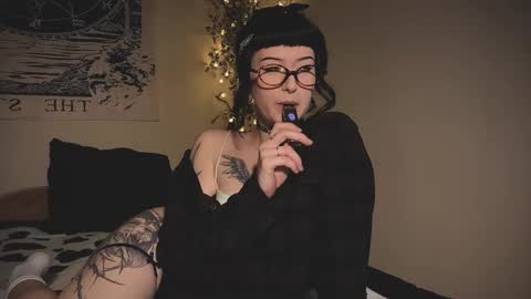 Snapshot of ghoticspectre chatting on February 5, 2026, 4:55 pm ghoticspectre online show from February 5, 2026, 4:55 pm