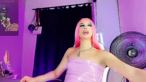 Gia Ferrara online show from June 8, 2026, 1:28 am