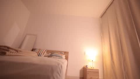 Snapshot of gia_curly chatting on November 9, 2025, 1:15 am Leo online show from November 9, 2025, 1:15 am