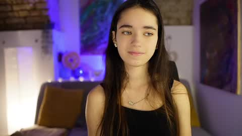 Gia Paige18 online show from December 18, 2024, 9:04 am