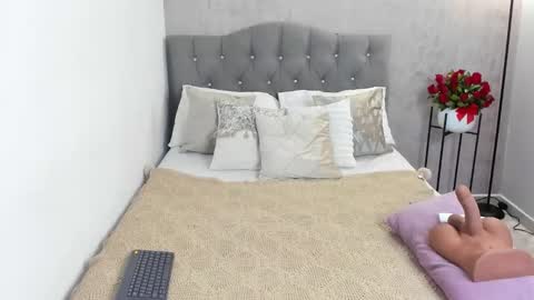 Gia online show from February 14, 2026, 5:21 pm