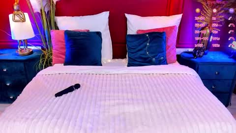 Gia online show from March 28, 2026, 6:24 am