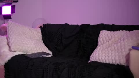 giainked online show from April 16, 2026, 9:39 pm