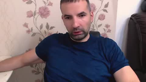 Gianni online show from July 23, 2026, 9:18 am