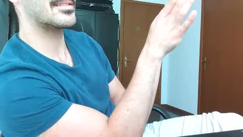 Snapshot of gianniamalfi chatting on April 11, 2026, 2:21 pm gianniamalfi online show from April 11, 2026, 2:21 pm