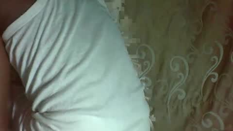giant_couple online show from May 18, 2026, 6:47 pm