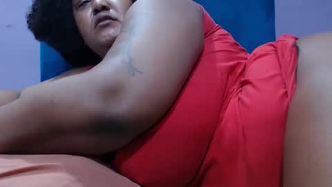 gianttitts online show from November 22, 2025, 8:57 am