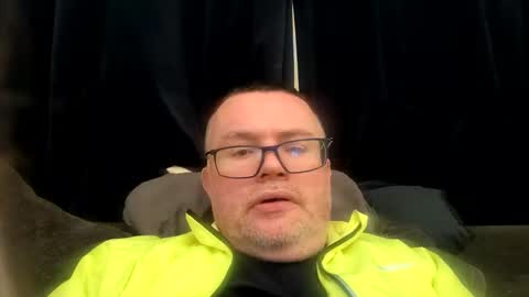 giddyup2222222 online show from February 16, 2026, 7:32 pm