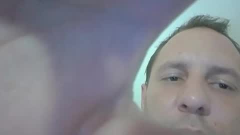 Snapshot of gig100 chatting on November 30, 2025, 4:11 pm gig100 online show from November 30, 2025, 4:11 pm