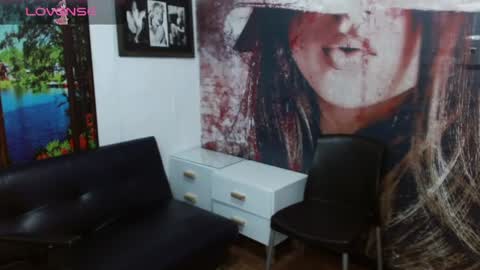 Snapshot of gigi_gilt_ chatting on June 11, 2026, 2:53 am Gigi 3 online show from June 11, 2026, 2:53 am