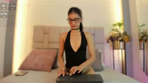 Snapshot of gigi_rosee chatting on July 6, 2026, 11:51 am gigi_rosee online show from July 6, 2026, 11:51 am