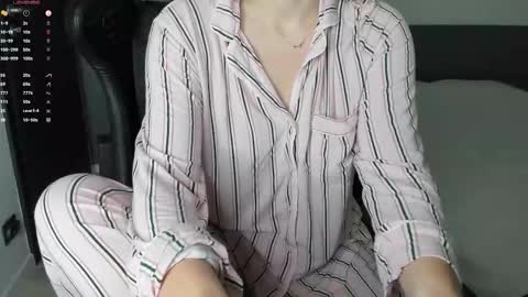 Snapshot of gigihadd chatting on October 25, 2025, 1:07 pm gigihadd online show from October 25, 2025, 1:07 pm