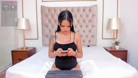 gigiharlou online show from July 18, 2026, 11:36 am