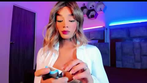 Snapshot of gigitremblay chatting on February 14, 2026, 7:10 pm gigitremblay online show from February 14, 2026, 7:10 pm