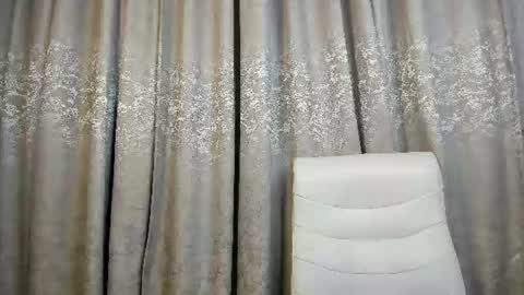 Snapshot of giinaglow chatting on July 25, 2026, 7:00 pm Gina online show from July 25, 2026, 7:00 pm