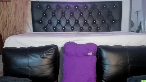 Snapshot of giiny_ chatting on October 2, 2025, 3:35 am pamela online show from October 2, 2025, 3:35 am