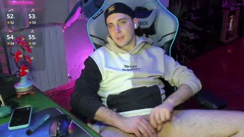 Snapshot of gil_gamesh90 chatting on January 29, 2025, 9:39 pm Mirko online show from January 29, 2025, 9:39 pm