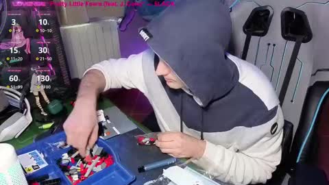 Snapshot of gil_gamesh90 chatting on March 1, 2025, 2:34 pm Mirko online show from March 1, 2025, 2:34 pm