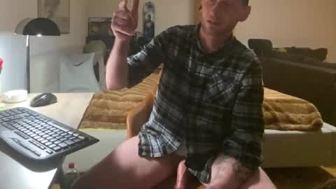 Snapshot of gilbertlachsmann chatting on January 13, 2025, 5:44 am Sebastian online show from January 13, 2025, 5:44 am