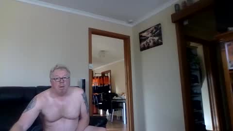 Snapshot of gimmmieoooo chatting on May 15, 2026, 11:34 pm gimmmieoooo online show from May 15, 2026, 11:34 pm