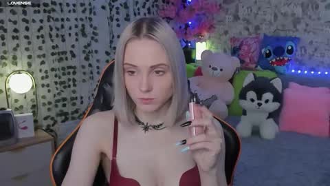 Gina online show from June 5, 2026, 1:56 am